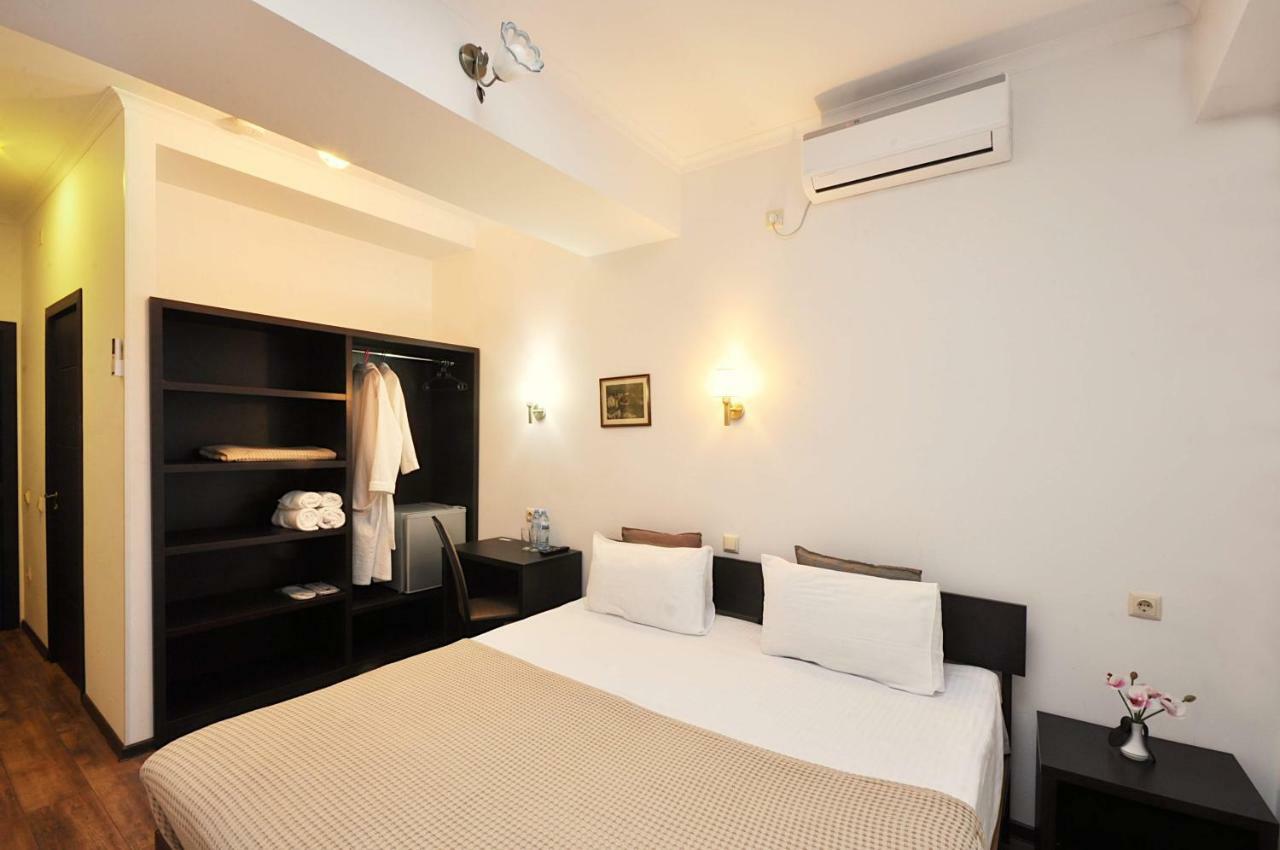 Tbilisi Check In Hotel Kültér fotó