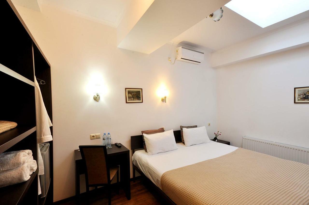Tbilisi Check In Hotel Kültér fotó