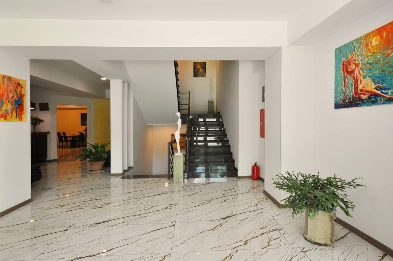 Tbilisi Check In Hotel Kültér fotó