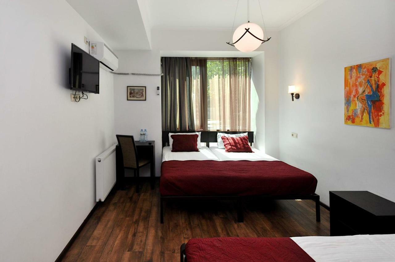 Tbilisi Check In Hotel Kültér fotó