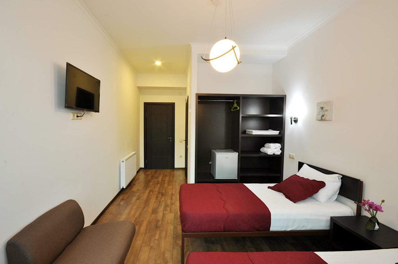 Tbilisi Check In Hotel Kültér fotó